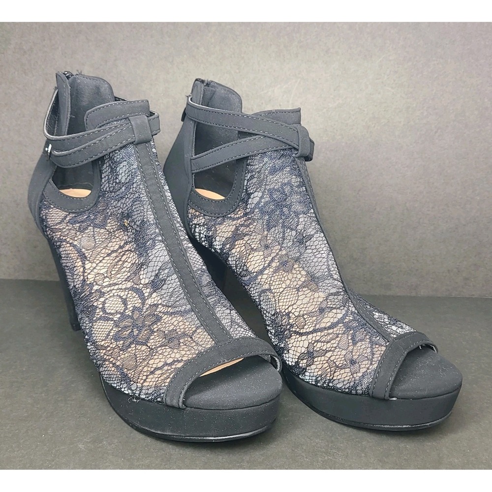 Forever Black Lace Peep Toe Heels Sz 7.5 Ankle Strap Platform Booties Heel Zip